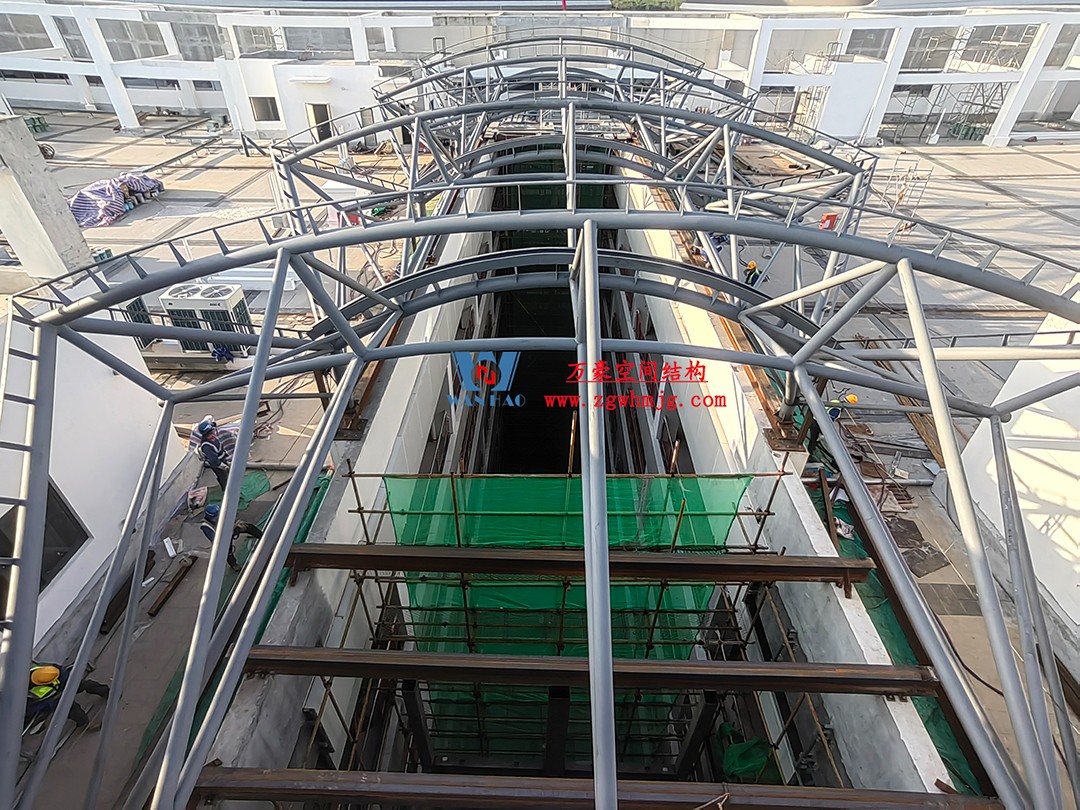 全力以赴高效推進項目施工，高質量完成建設任務