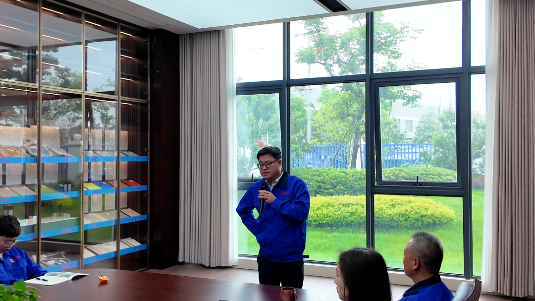 浙江萬豪空間結構集團有限公司隆重舉行“匠心傳承·共筑未來”師徒大會！