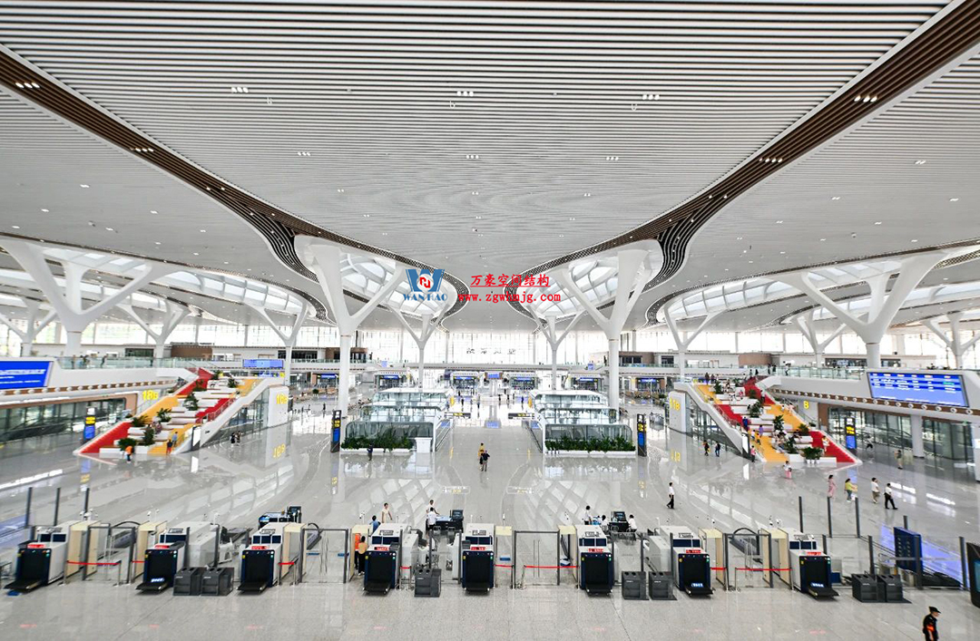 重慶東站：揭開“西部高鐵新地標(biāo)”神秘面紗