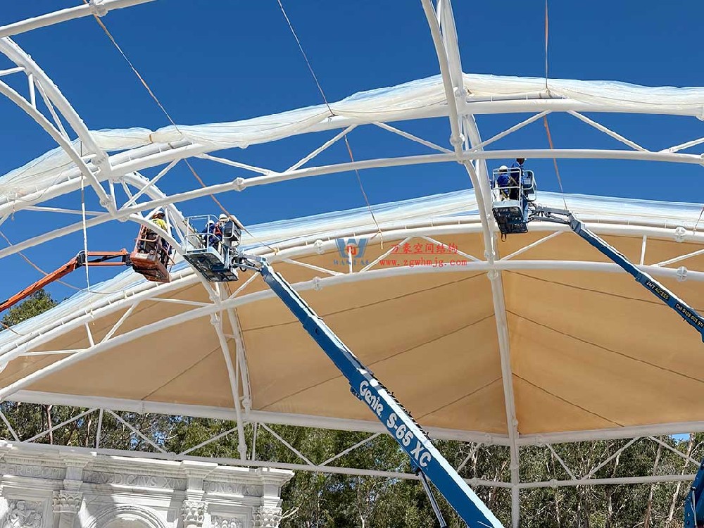 跨越山海的建筑新章！澳大利亞噴泉廣場天幕火熱建設中