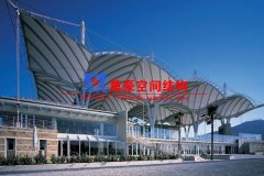 張拉膜結構建筑與傳統(tǒng)建筑有什么不同？